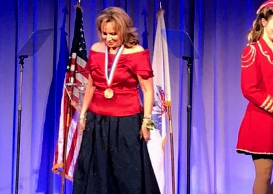 Marta-Batmasian-Awarded-the-Ellis-Island-Medal-of-Honor